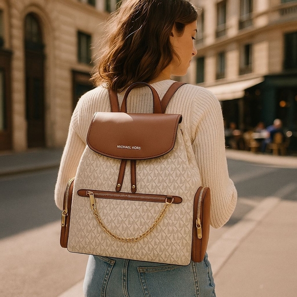 Michael Kors Jet Set Large Logo Backpack - Vanilla/Acorn - EUC (Like New) - Picture 1 of 13
